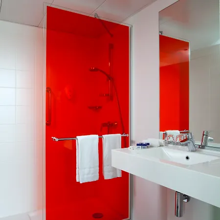 Park By Radisson Lille Grand Stade Hotel 4*