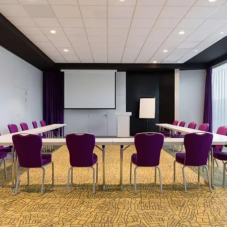 里尔大体育场丽笙公园酒店 酒店 4*