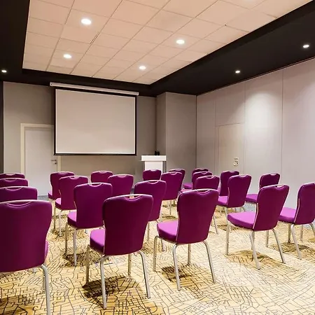 Hotel Park By Radisson Lille Grand Stade 4*