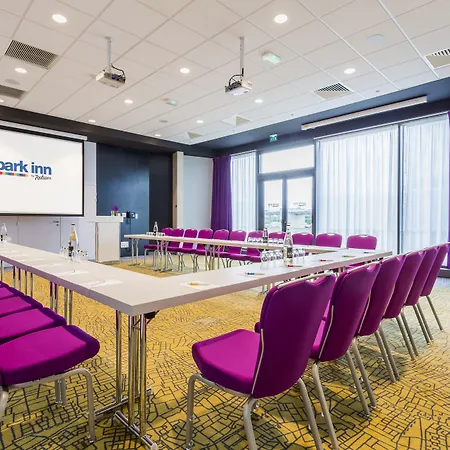 فندق Park By Radisson Lille Grand Stade 4*