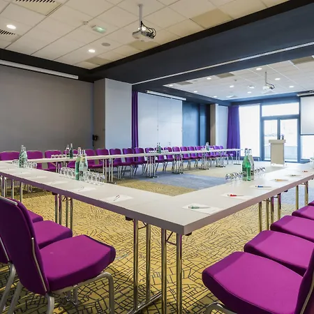 Park By Radisson Lille Grand Stade 4* Villeneuve-d'Ascq