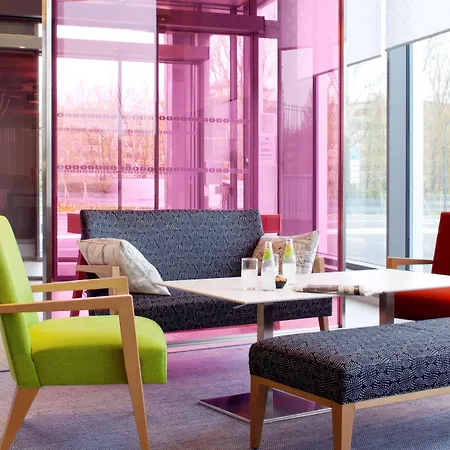 Park By Radisson Lille Grand Stade فندق