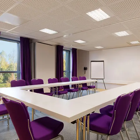 Park By Radisson Lille Grand Stade فندق 4*