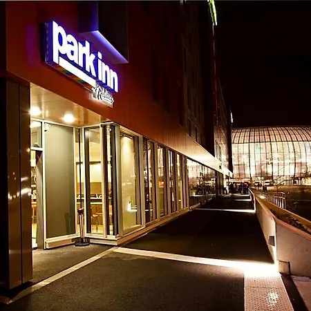Park By Radisson Lille Grand Stade 호텔