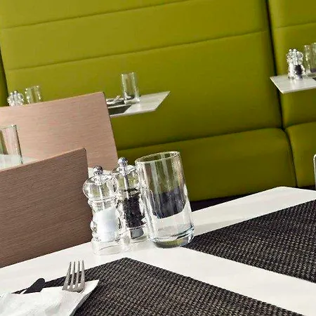Park By Radisson Lille Grand Stade 4* فيلنوف داسك