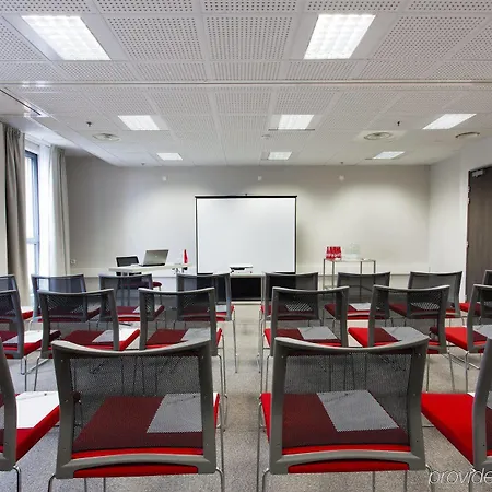 فندق Park By Radisson Lille Grand Stade 4*