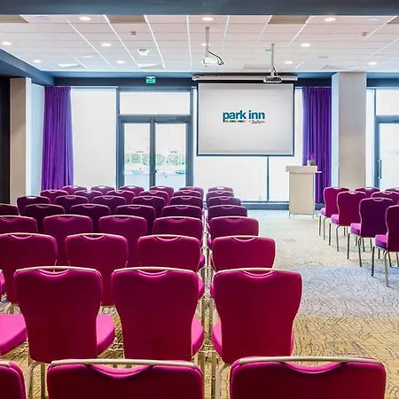 酒店 里尔大体育场丽笙公园酒店 4*