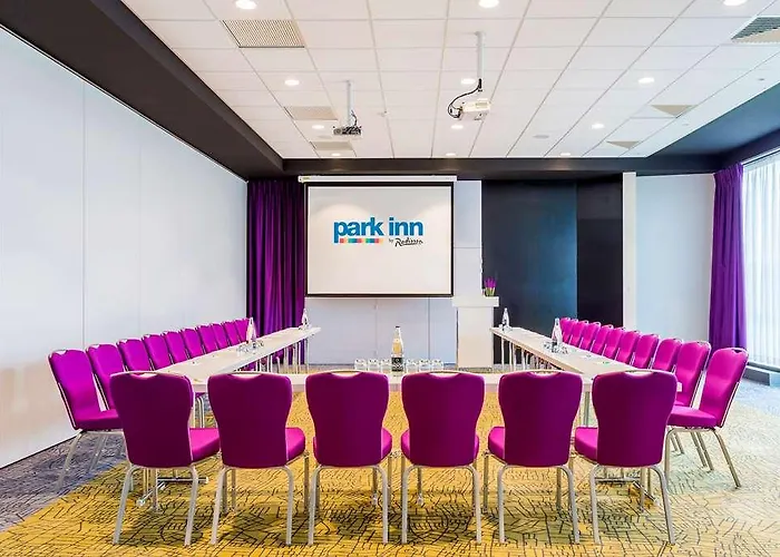 Hotel Park By Radisson Lille Grand Stade 4*