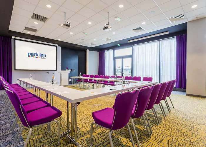 Hotel Park By Radisson Lille Grand Stade 4*