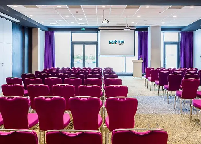 Hotel Park By Radisson Lille Grand Stade 4*